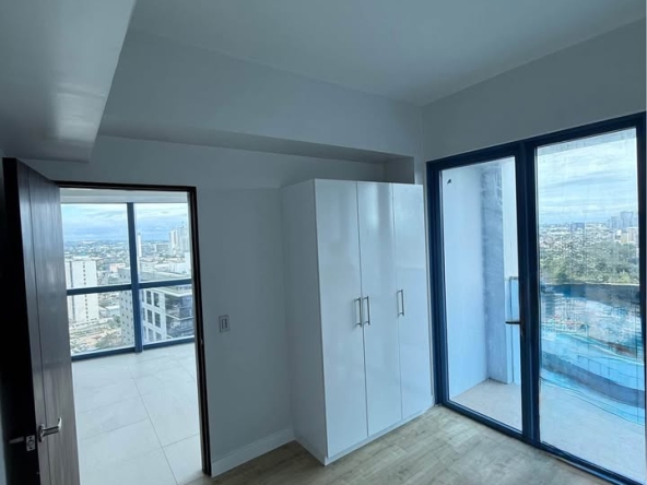 Unfurnished 1BR for Rent 38 Park Avenue IT PARK Cebu